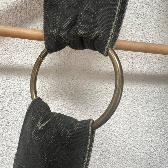 Large Lululemon Shoulder Bag Zippered Closure and Chunky Hardware Black - Picture 5 of 13